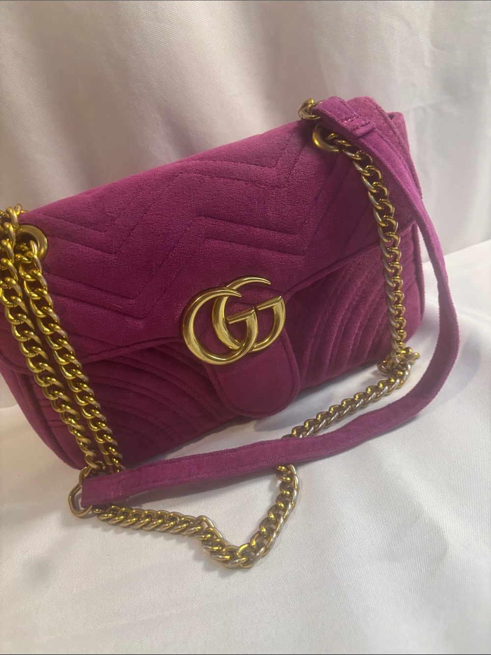 Gucci Magenta Suede Chevron Shoulder Bag with Gold Chain
